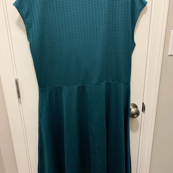 XL Green dress - Picture 2 of 3